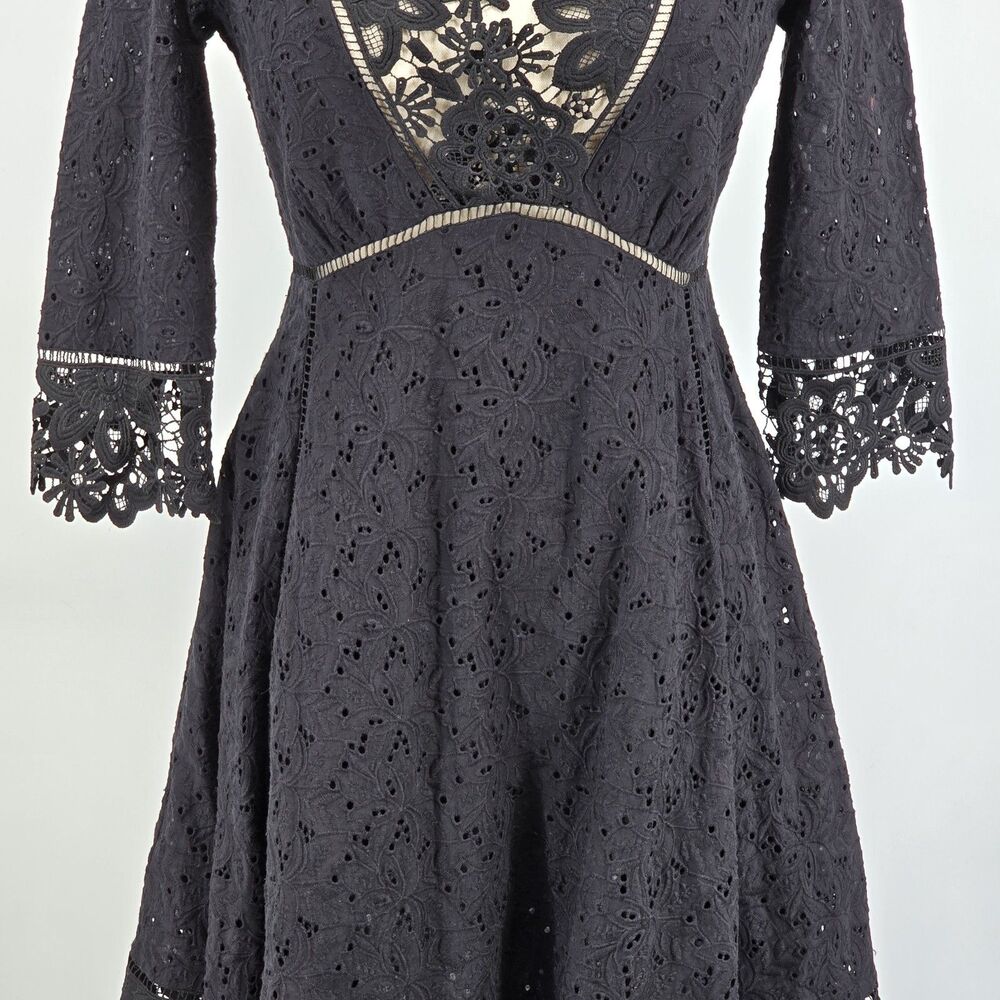 Gianni Bini Lacy Crochet Dress Women's 4 Black Eyelet Fabric - Picture 4 of 8